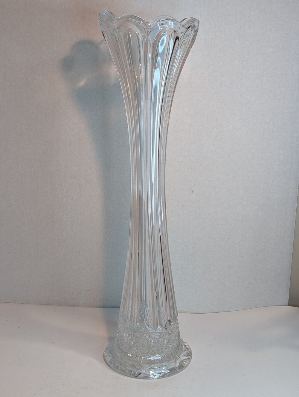 Vtg Clear Swung Glass Vase Scalloped Rim Flared starburst-style Base